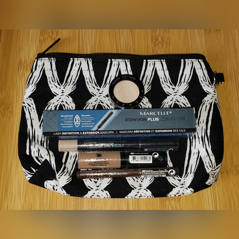 Eye Bundle with Thirty One small zip pouch NEW